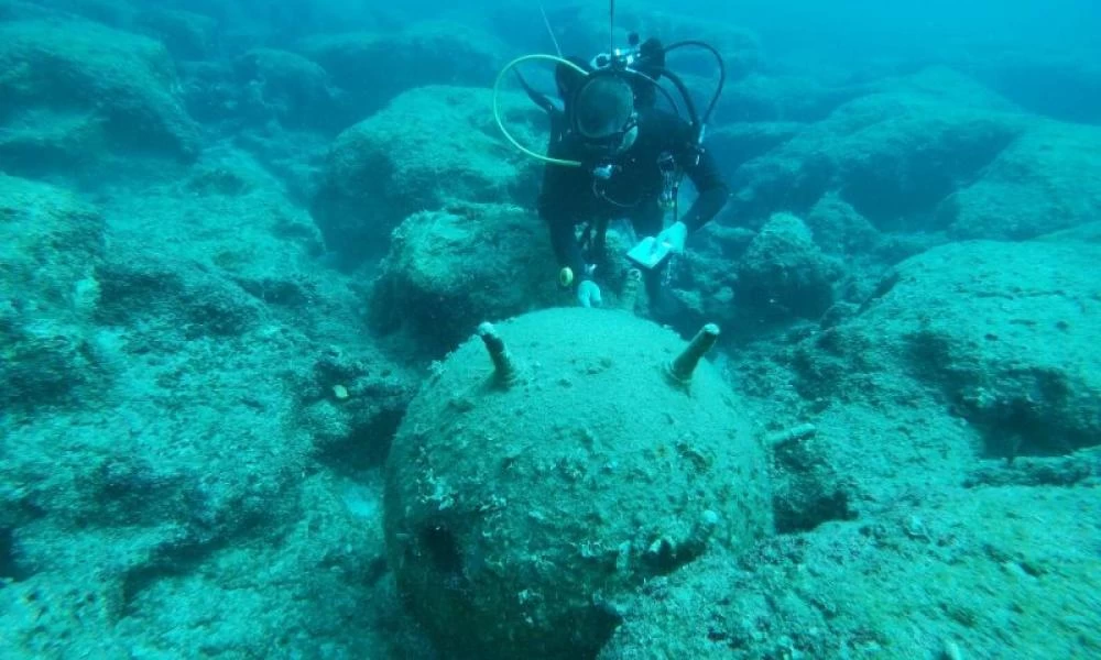 Εξουδετέρωση νάρκης από Ομάδα της ΔΥΚ στο Διρό Λακωνίας (βίντεο)